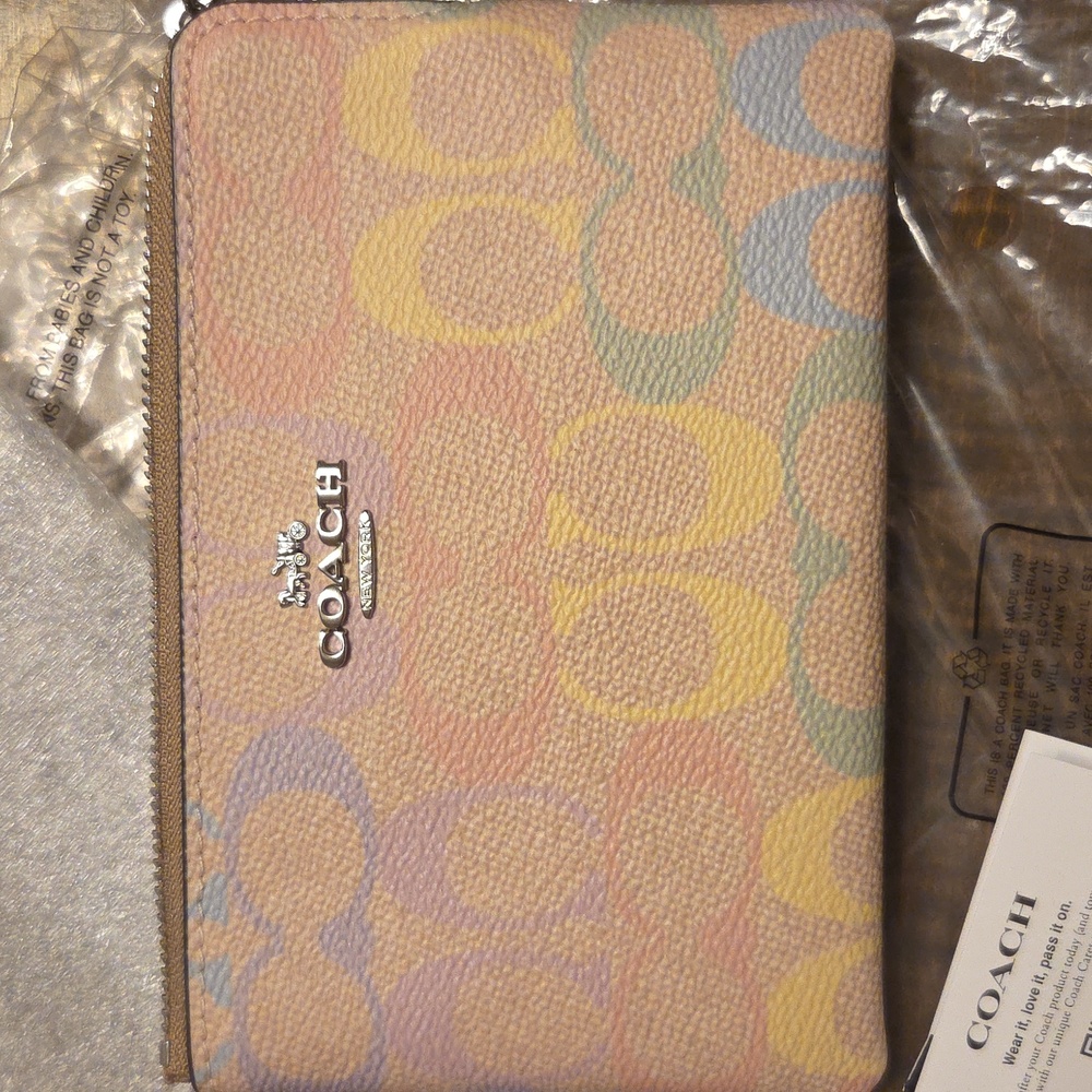 Coach NWT Corner Zip Wristlet In Rainbow Signature Canvas and Silver Hardware